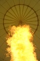 La flamme qui chauffe l'air de la montgolfière. montgolfiere 